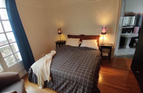 Quartier des Grandes-Carrieres Apartment | Lovely & Quiet à Montmartre