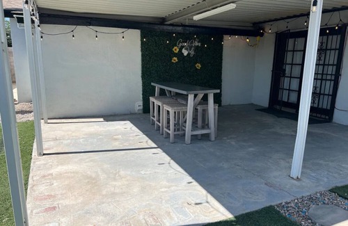 Las Vegas House | Lovely remodeled home with plenty of entertainment options min from strip