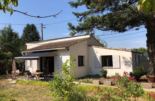 Viviers House | Lovely renovated country house with all comforts, peace and quiet guaranteed.