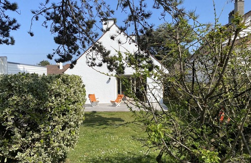 Le Touquet-Paris-Plage House | Lovely renovated family villa with south-facing garden close to nature and the sea
