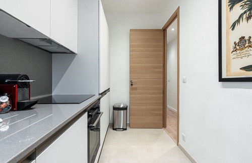 Carabacel Apartment | Lovely renovated flat - City centre - A/C