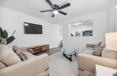 North Long Beach Apartment | Lovely Retreat in Long Beach