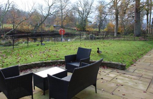 Callander Apartment | Lovely Riverside Holiday Home