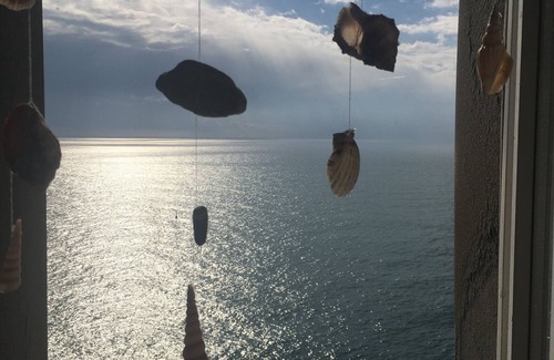 Riomaggiore Apartment | Lovely Rustic by the Sea