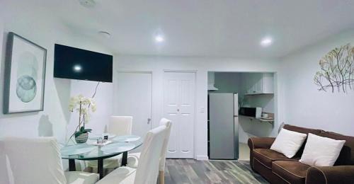 Sherman Oaks Apartment | Lovely Sherman Oaks Studio