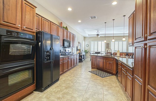 Trilogy House | Lovely single story home located in the active adult 55+ community of Trilogy at Power Ranch.