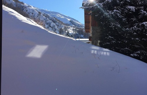 Le Bettaix Apartment | Lovely Ski Apartment by the River in Le Bettex near St Martin de Belleville