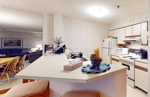Stratton Mountain Condo | Lovely ski-in/out condo steps from ski lift with trails and amazing views