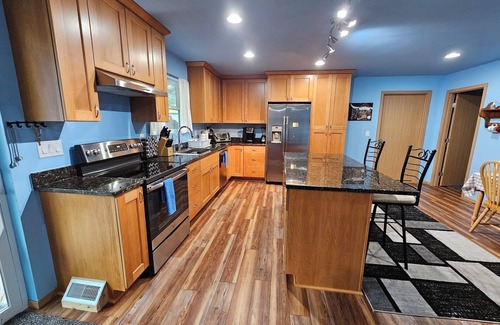 Snohomish House | Lovely Small Farm Getaway in Snohomish