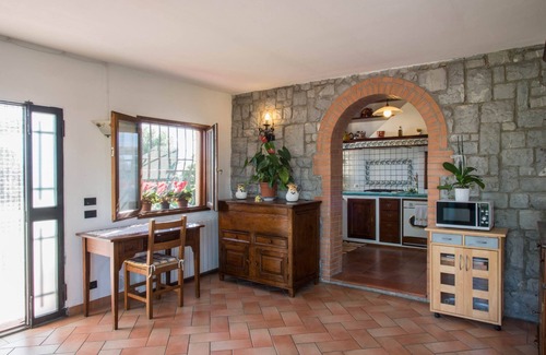 Colle di Val d'Elsa House | Lovely small villa in Colle Val Elsa,central Tuscany,private pool,garden,Wi-Fi,