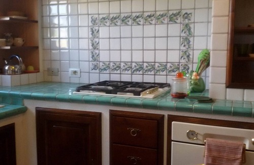 Colle di Val d'Elsa House | Lovely small villa in Colle Val Elsa,central Tuscany,private pool,garden,Wi-Fi,