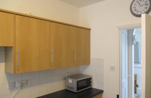 Ryde Apartment | Lovely, Spacious, 3 Bedded, First Floor Apartment