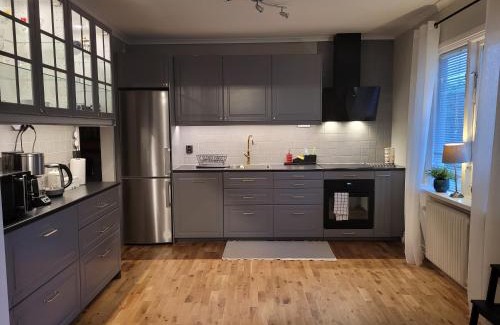 Sandviken Apartment | Lovely, spacious apartment with free parking