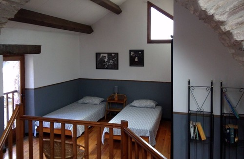 Olargues House | lovely stone-built house with garden