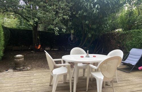 Le Chesnay Apartment | Lovely studio 35 m2 with garden. 2/4 people