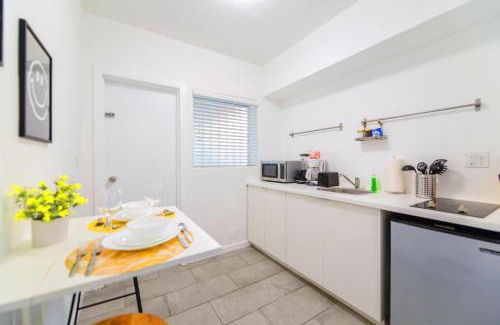 Northeast Miami Apartment | Lovely Studio A Few Steps From The Beach