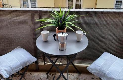 Athens Apartment | Lovely Studio Apartment For 2 Ppl in Athens