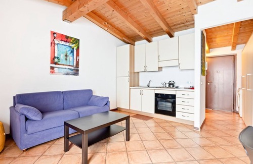 Porta Romana Apartment | Lovely studio apartment located just 350m from the "Lodi" M3 stop