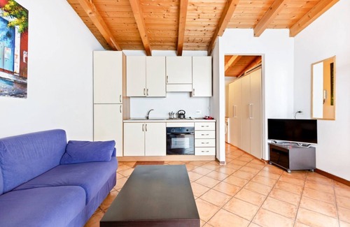 Porta Romana Apartment | Lovely studio apartment located just 350m from the "Lodi" M3 stop