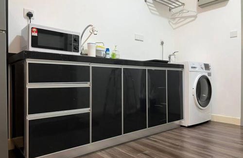 Shah Alam Apartment | Lovely Studio Couple suite@Utropolis Glenmarie