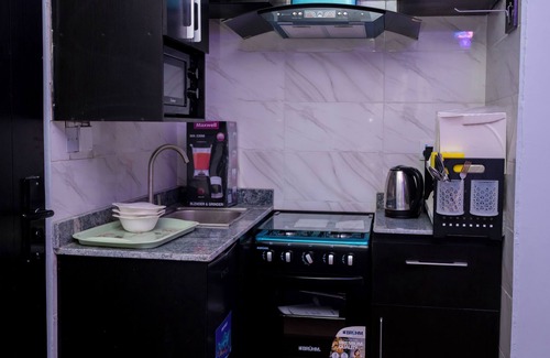 Idowa Apartment | Lovely Studio Flat - Home away from home.