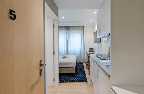 Alvalade Apartment | Lovely studio fully equipped near subway N5
