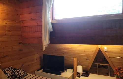 Saint-Sauveur House | Lovely Studio in Chalet Saint-Sauveur