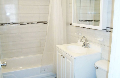 Sutton Place Apartment | Lovely studio on East 60th street