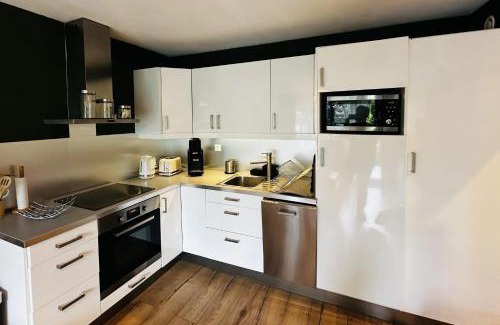Sainte-Cecile-Plage Apartment | Lovely T2 with garden by the sea