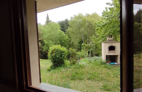 Embrun House | Lovely T3, ground floor of villa, quiet location 2 steps from town center.