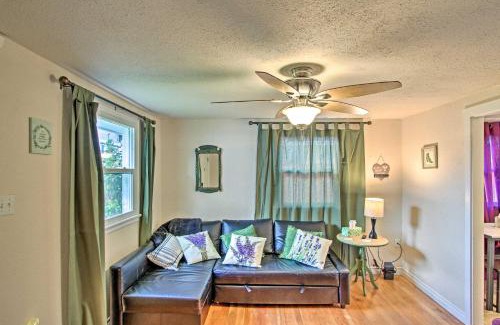 Central Tacoma House | Lovely Tacoma Cottage with Fire Pit, Near Dtwn!