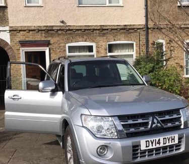 Wandsworth House | Lovely Three Bedroomed House, Parking 2 Cars