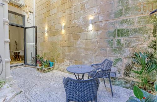 Senglea Apartment | Lovely traditional 4BR Townhouse in charming Isla by 360 Estates