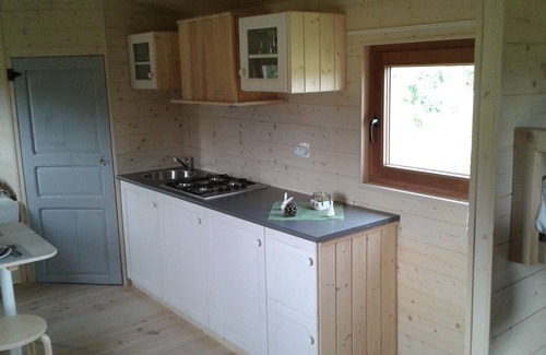 Erezee Cottage | Lovely trailer with tranquility assured.