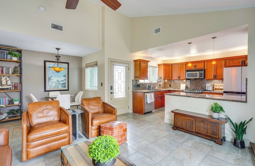 North Tustin House | Lovely Tustin Home w/Outdoor Kitchen: 3 Mi to Zoo