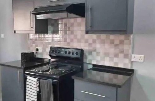 Lusaka Apartment | Lovely two b/r serviced apartment in Vorna Valley