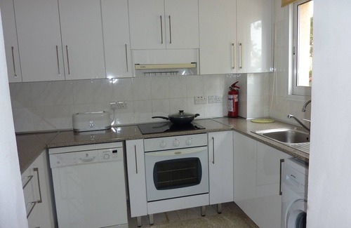 Universal House | Lovely, two bedroom, air-conditioned Town House, set on a wonderful development