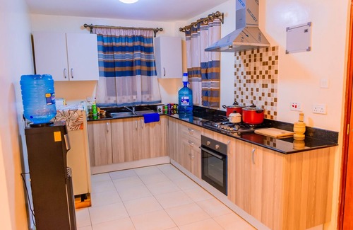Nairobi West House | Lovely two bedroom space with rooftop outdoor pool and terrace with scenic views