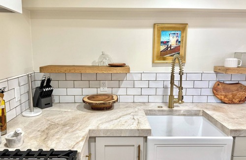 Laguna Beach Apartment | Lovely unit in tranquil N. Laguna Beach. Stone's throw to beach
