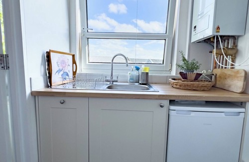 Junction Apartment | Lovely, very well connected flat in Central London!