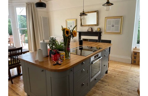 St. Michaels Villa | Lovely Victorian Villa in the English Riviera