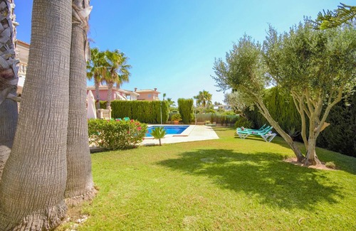 Sa Torre Villa | Lovely villa with WiFi and air conditioning