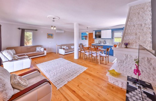 Kas Villa | Lovely Villa with Private Pool and Terrace in Kas