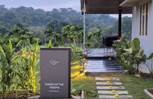 Virarajendrapet Villa | Lovely villa with WiFi in a Coffee Estate at Virajpet
