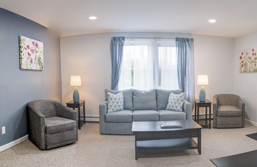 Seal Cove Apartment | Lovely Woodland Apartment D
