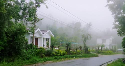 Devikolam Bed & Breakfast | LoveNest by ClubTravalet