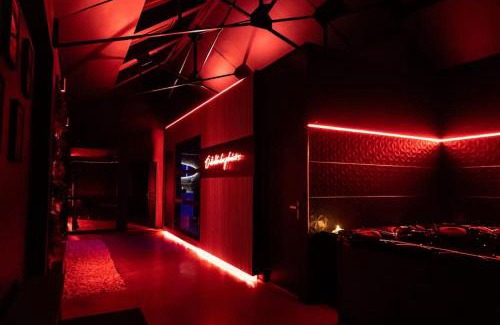 Tourcoing Apartment | Loveroom Ô Diable Des Plaisirs avec jacuzzi