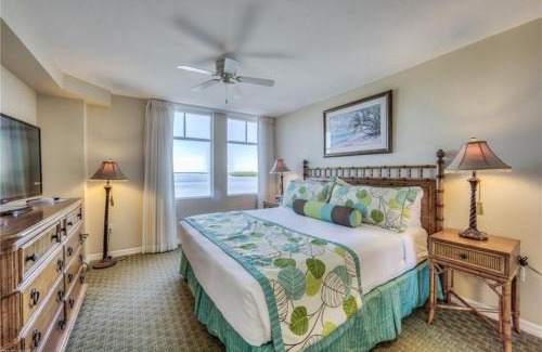 Fort Myers Beach Apartment | Lovers Key Resort Suite 2 - Waterfront Boat Watching
