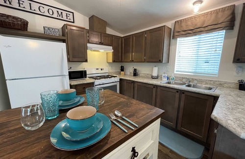 Ruidoso Cabin | Lovers Landing - private hot tub and pet friendly