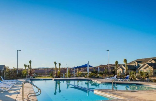 Sienna Hills House | Lovin Life-Pool is Open! Dog Friendly!